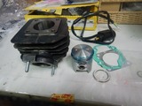 BUBU505-Cエンジン用補修部品入荷 (2)