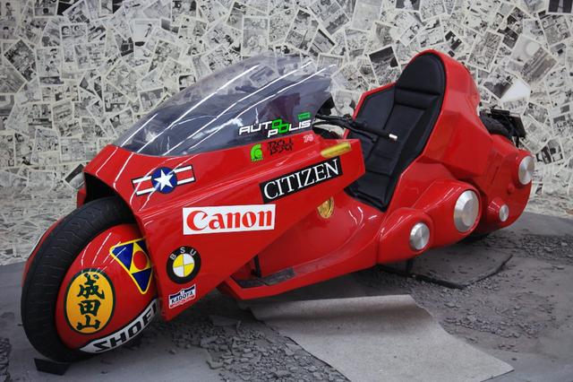 Akira 俺用に改良したバイクだピーキー過ぎてお前にゃ無理だよ ふたまと