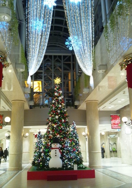 tweet-111108-christmas-1