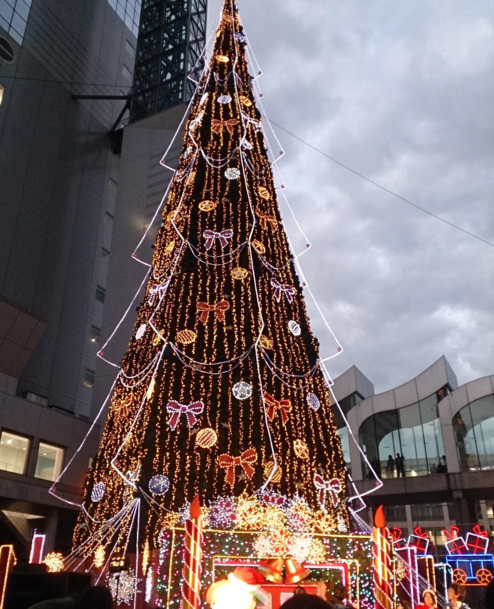 ドイツ クリスマスマーケット大阪 14 冥王星へ連れてって ドイツ クリスマスマーケット大阪 14 冥王星へ連れてって