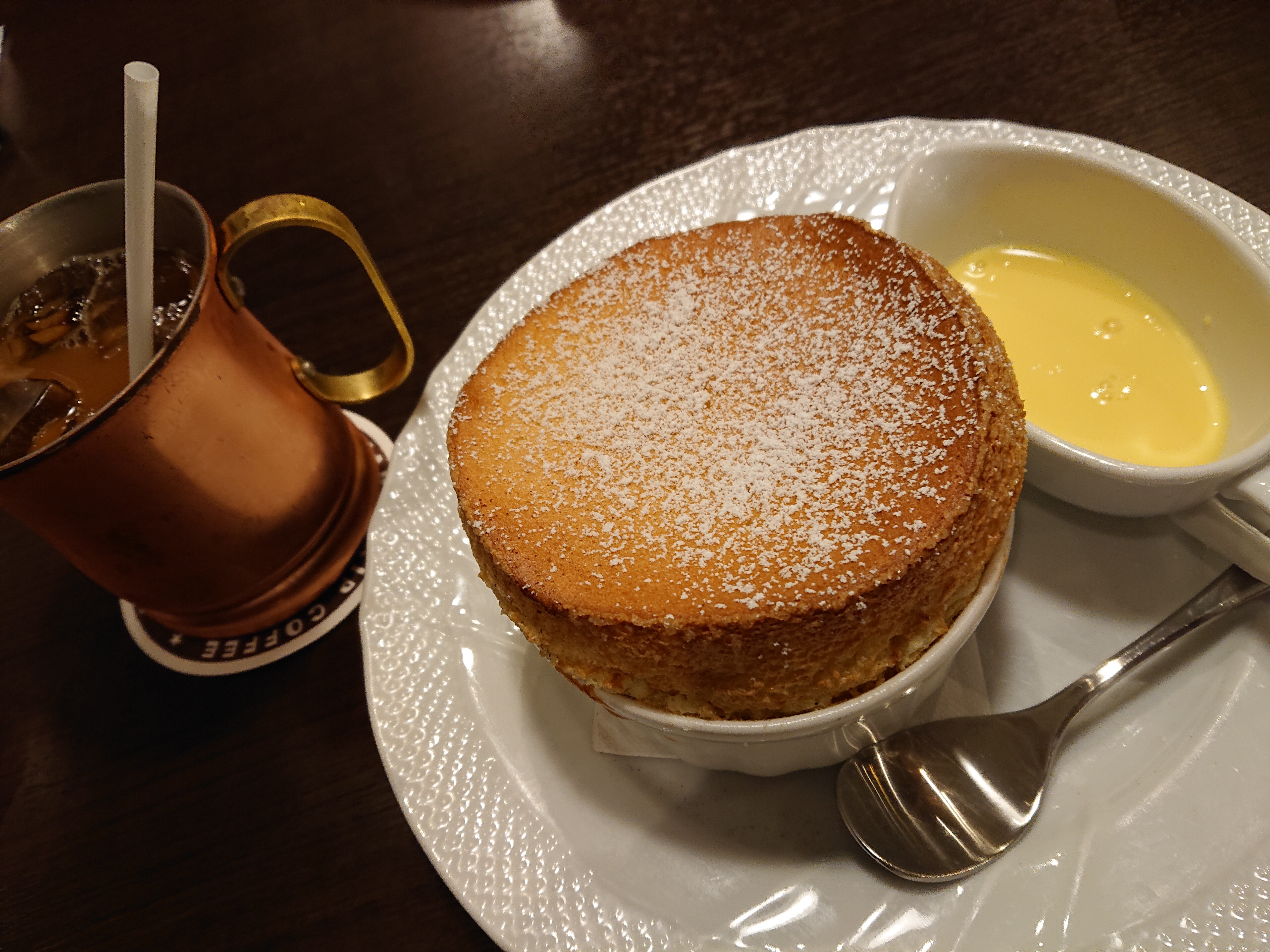 時々無性に食べたくなる 窯焼きスフレケーキ 星乃珈琲店 モザイクボックス川西店 冥王星へ連れてって