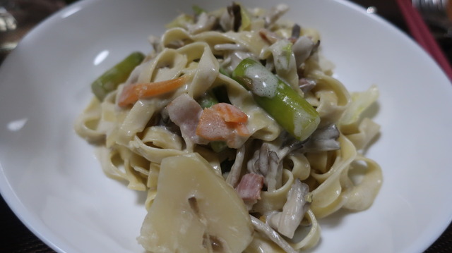 home-cooking-200306-03