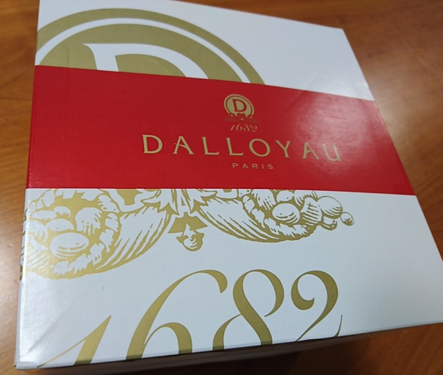 christmascake-2016-dalloyau-1