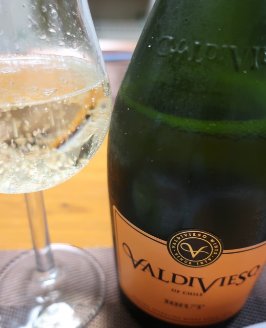 wine-valldivieso-brut-181201-2