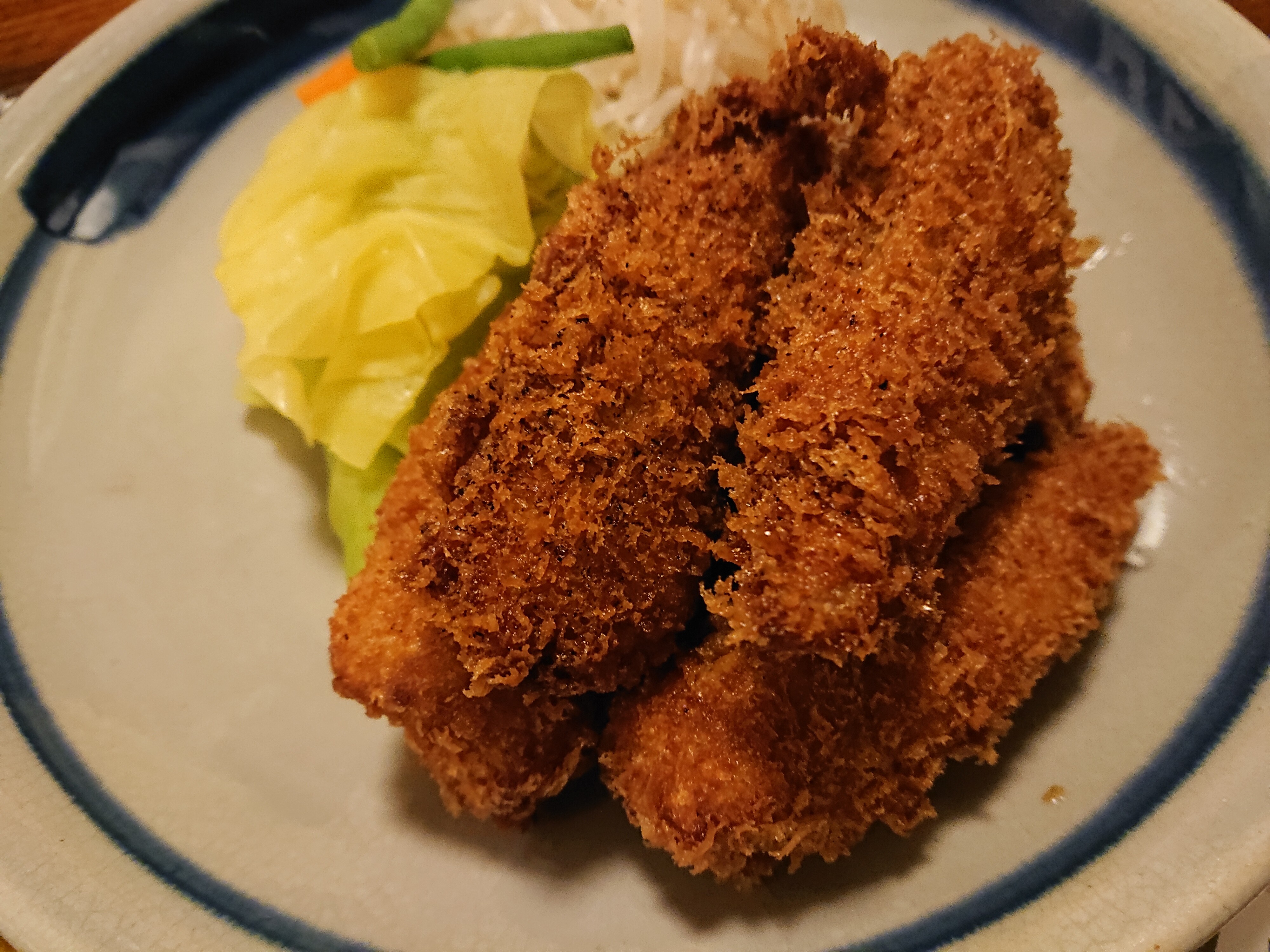 欧風料理の老舗 神戸百景 生田前 もん でとんかつ定食 冥王星へ連れてって