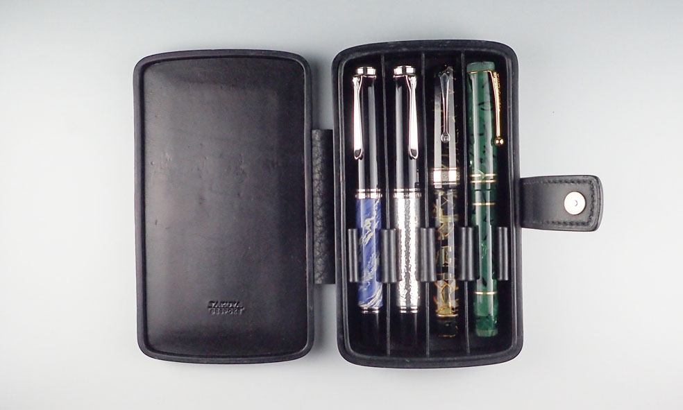 懐かしいペンケースと最新のペントレイ！ : 万年筆評価の部屋