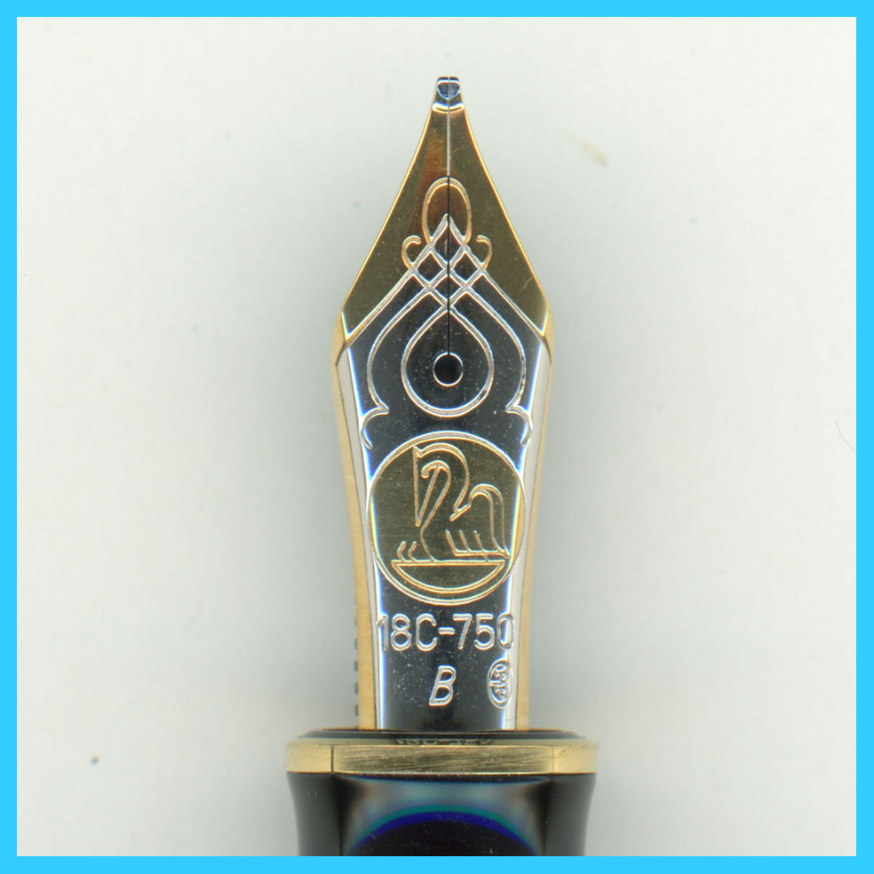 一番好きな万年筆は・・・やっぱり Pelikan M800 青縞 : 万年筆評価の部屋