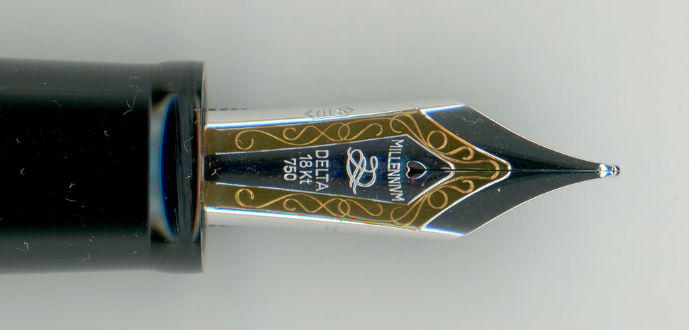 金曜日の調整報告【 DELTA ドルチェ・ヴィータ オーバーサイズ 18K-M