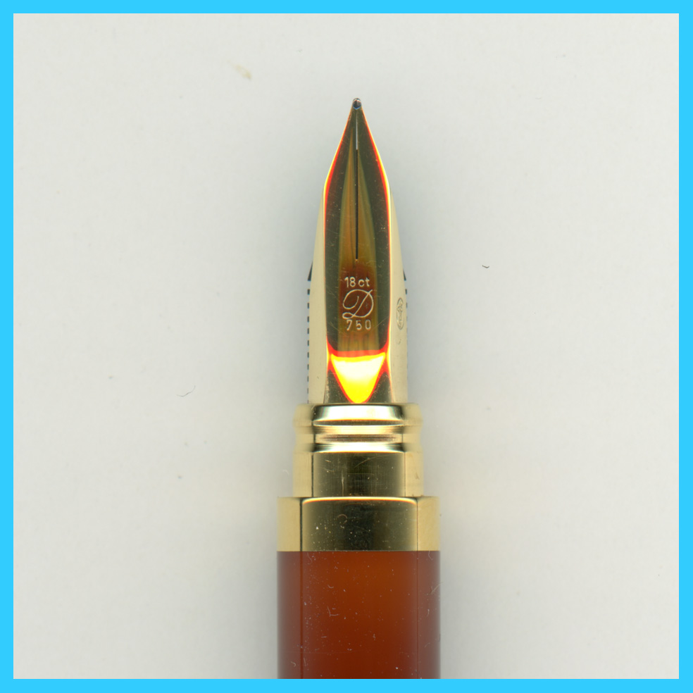 S.T.Dupon't の ポルトプリュームは機能美にあふれている