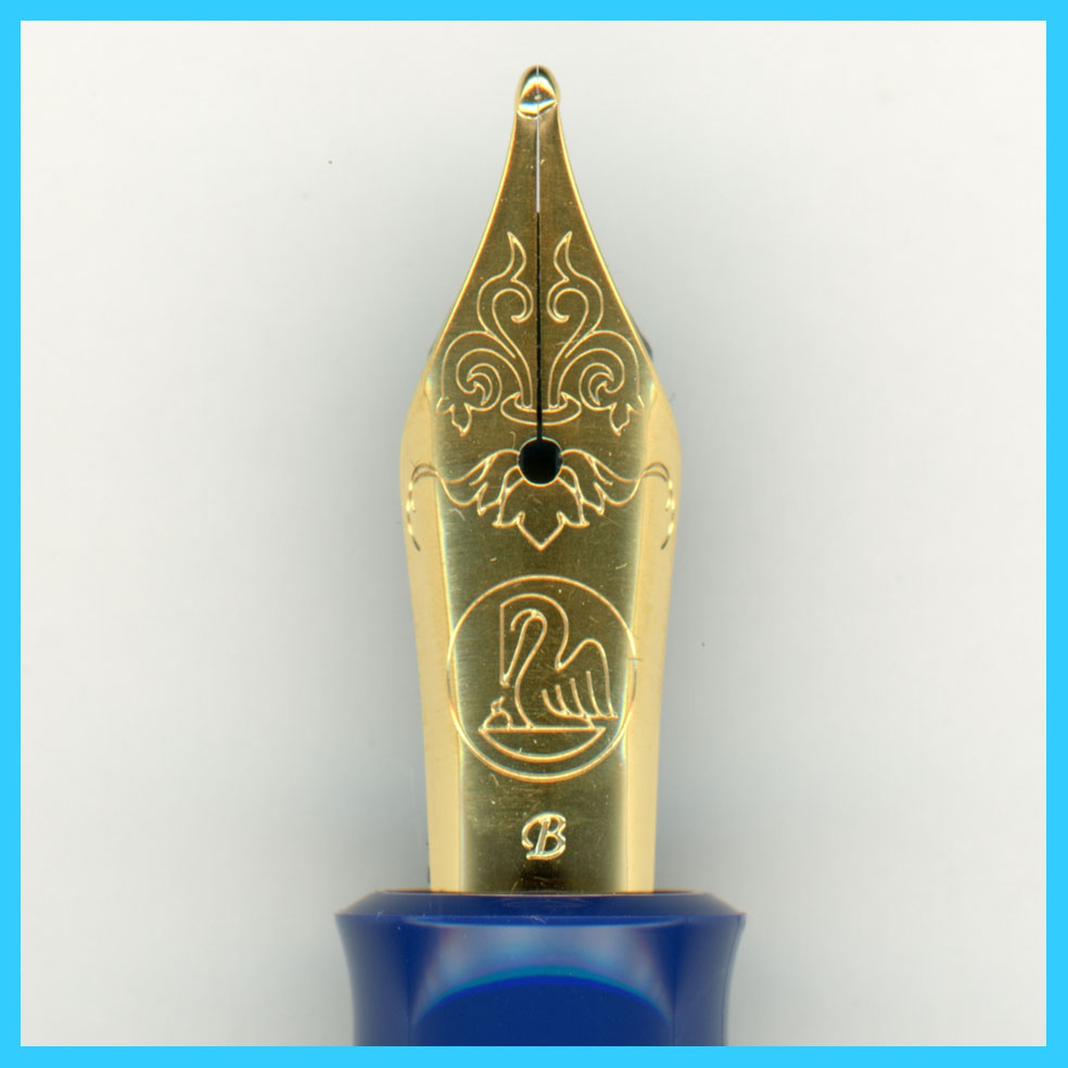 Pelikan M120 Iconic Blue が コレクションケースに！ : 万年筆評価の部屋