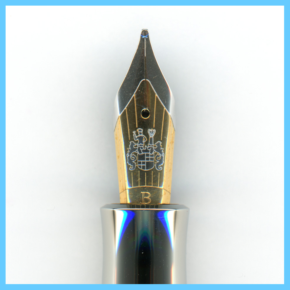 Faber-Castell Pen Of The Year 2004 〔琥珀〕の色変化 : 万年筆評価の部屋