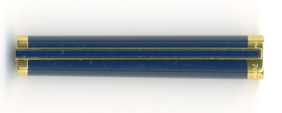 S.T. Dupont Classic Blue Laque DE CHINE 18K-F ・・・ 端正な萬年筆