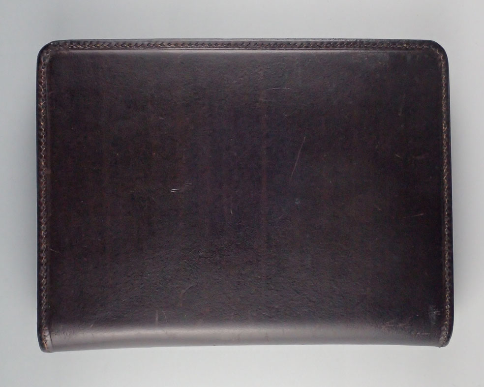 懐かしいペンケースと最新のペントレイ！ : 万年筆評価の部屋