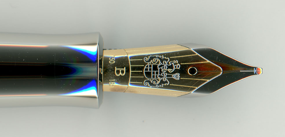 Faber-Castell Pen of the year 2011 Jade 使おうとしたが重すぎた