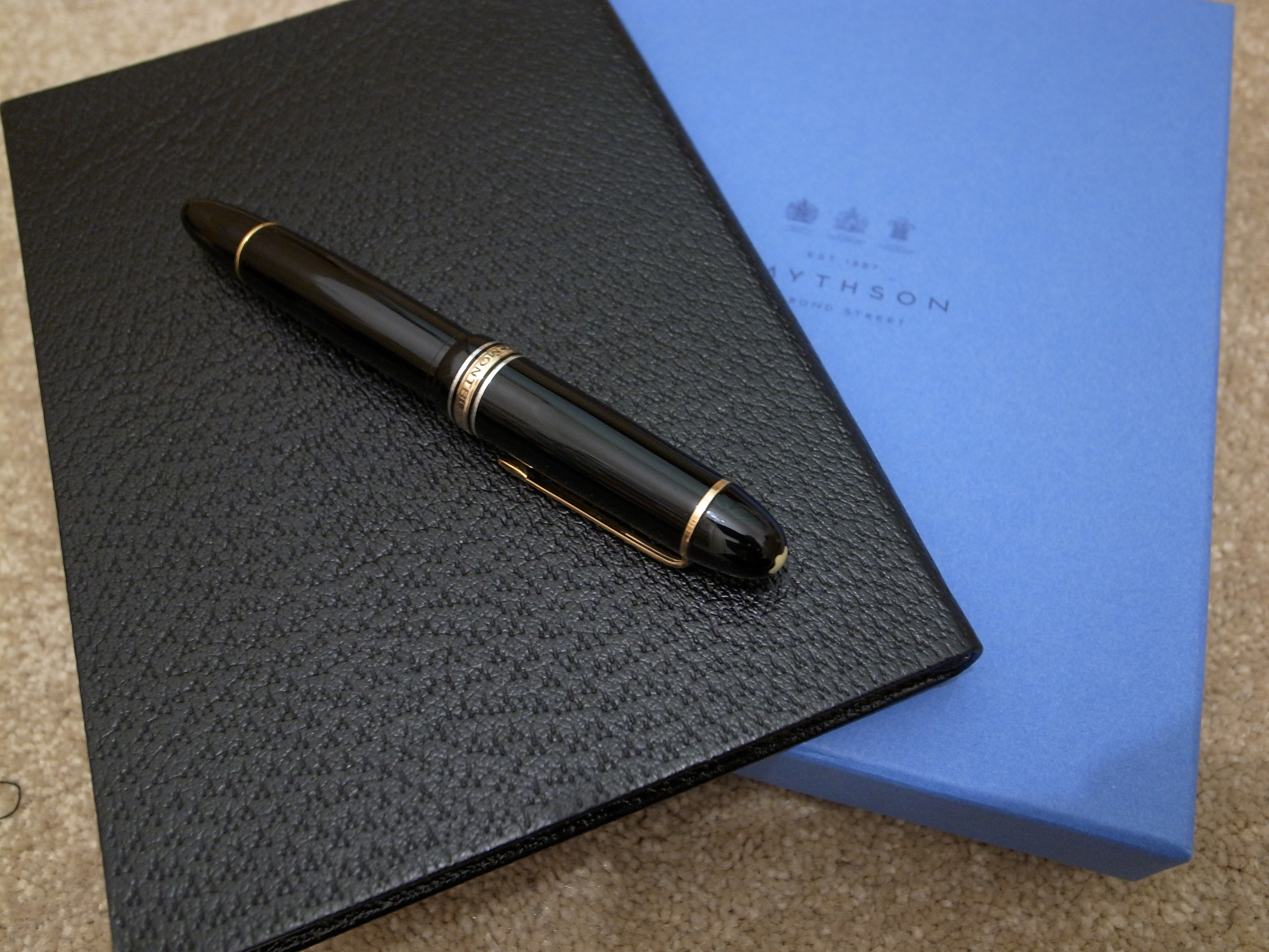 超美品！SMYTHON スマイソン　ジップノートフォルダー　A5サイズ　レザー 超美品！SMYTHON スマイソン ジップノートフォルダー A5サイズ