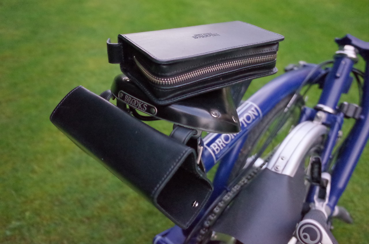 BROOKSサドルに装着可能】サドルorショルダーバッグ【デッドストック