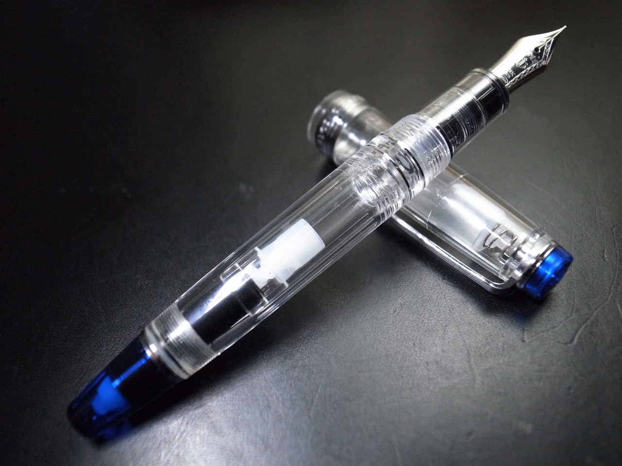 趣味の文具箱 x セーラー レアロ スケルトンブルー : スティログラフィカ