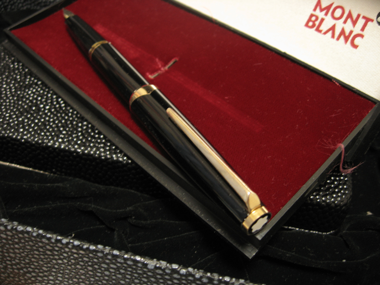 Montblanc 121 EF : ぺん☆ぱれーどっ！
