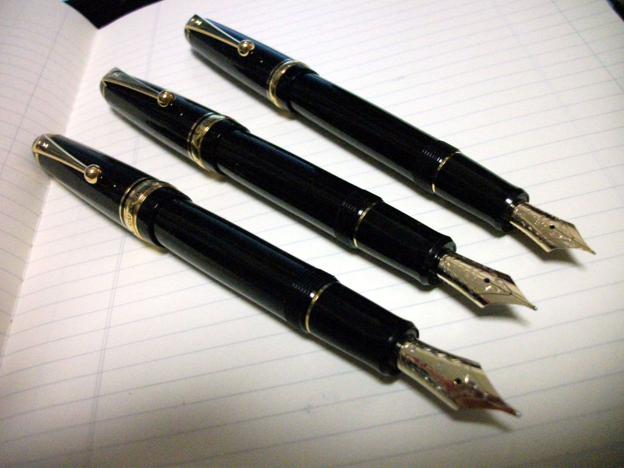 PILOT CUSTOM 743 14K (B) : ぺん☆ぱれーどっ！