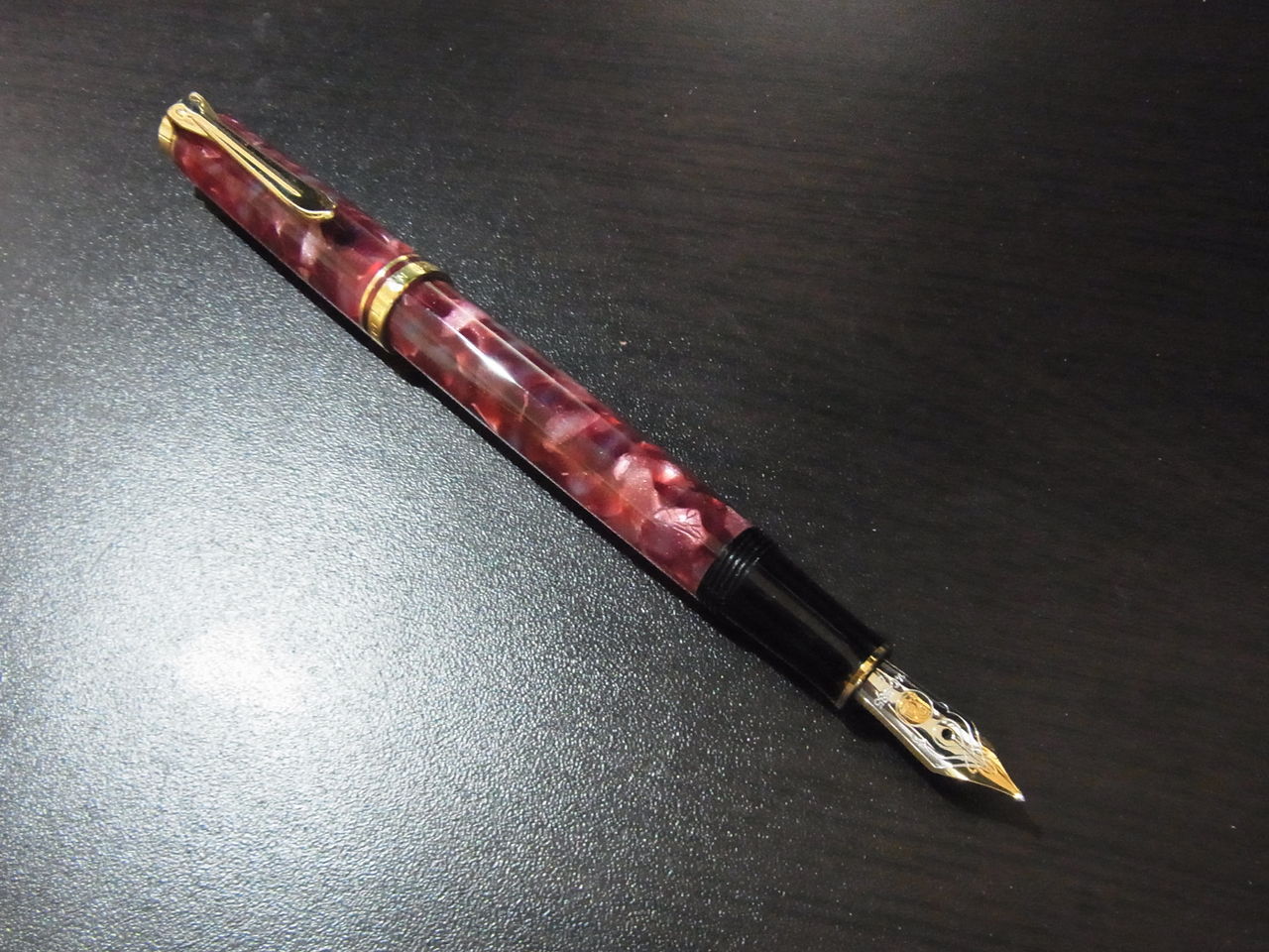 Pelikan Souveran M320 Ruby Red : ぺん☆ぱれーどっ！