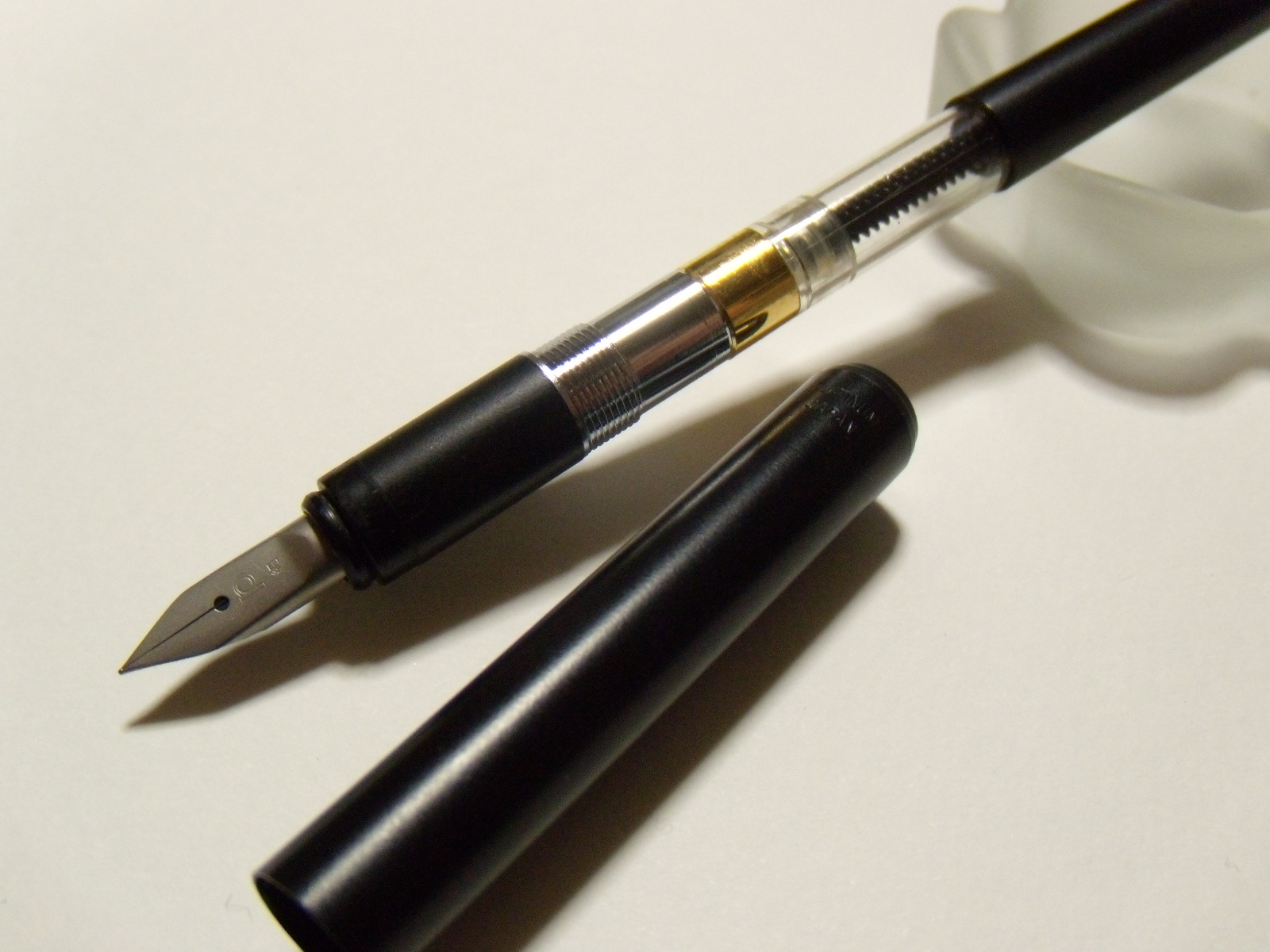 PLATINUM 「BEE line」 Fountain Pen : ぺん☆ぱれーどっ！
