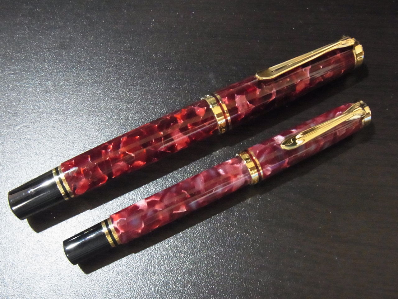ペリカン　スーベレーン M320 Fリブ Pelikan Souveran M320 Ruby Red : ぺん☆ぱれーどっ！