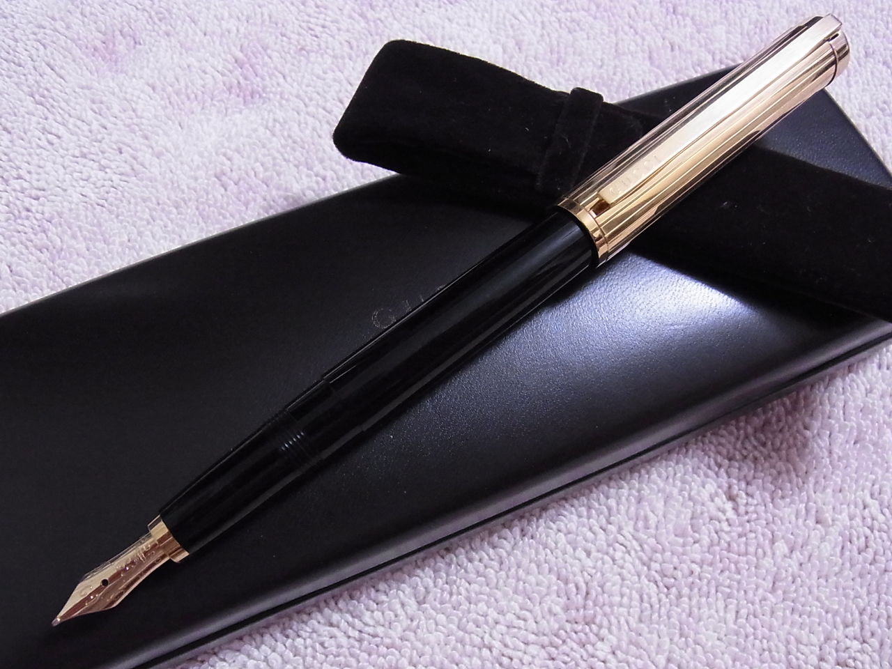 ぺん★ぱれーどっ！:Gucci Unknown Model Fountain Pen 18K nib - livedoor Blog（ブログ）
