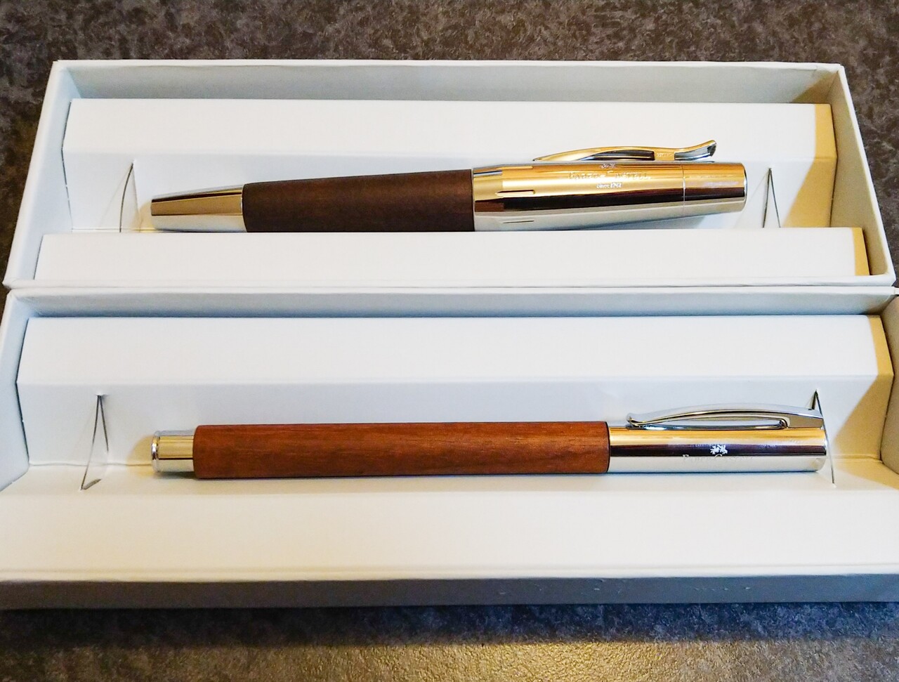 ファーバーカステル エモーション アンビション : 万年筆と