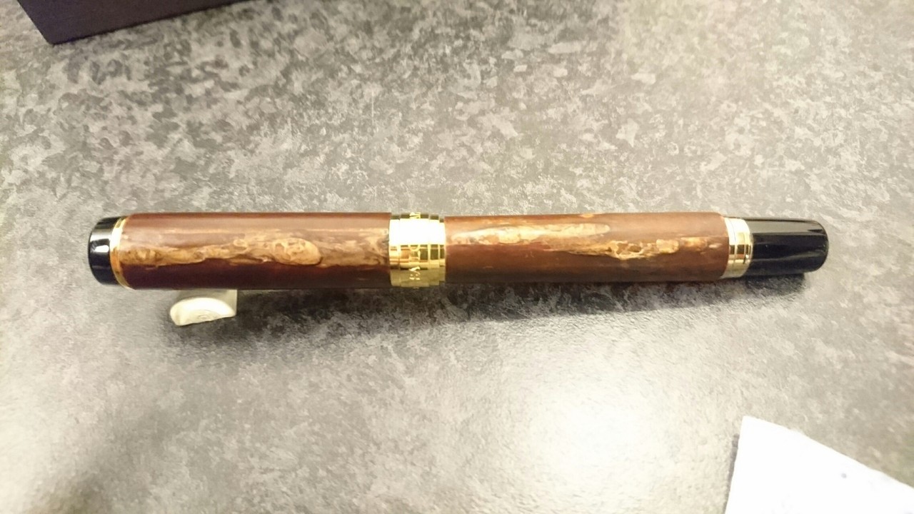 樺細工の万年筆 : 万年筆とヌルリフィルの部屋｜Pen_Saloon
