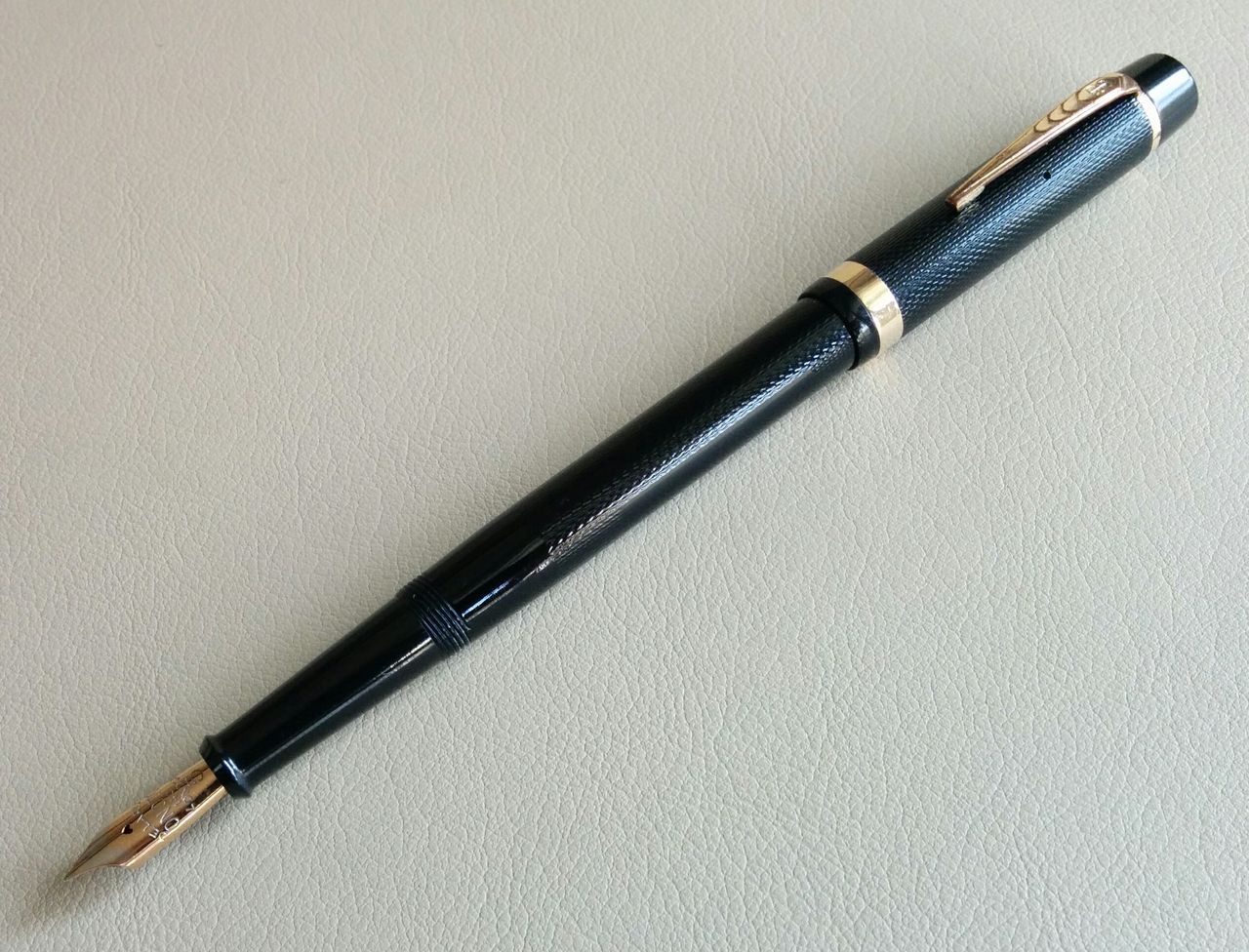 Onoto 6233 万年筆 ONOTO THE PEN 6233 : 万年筆おやじの備忘録