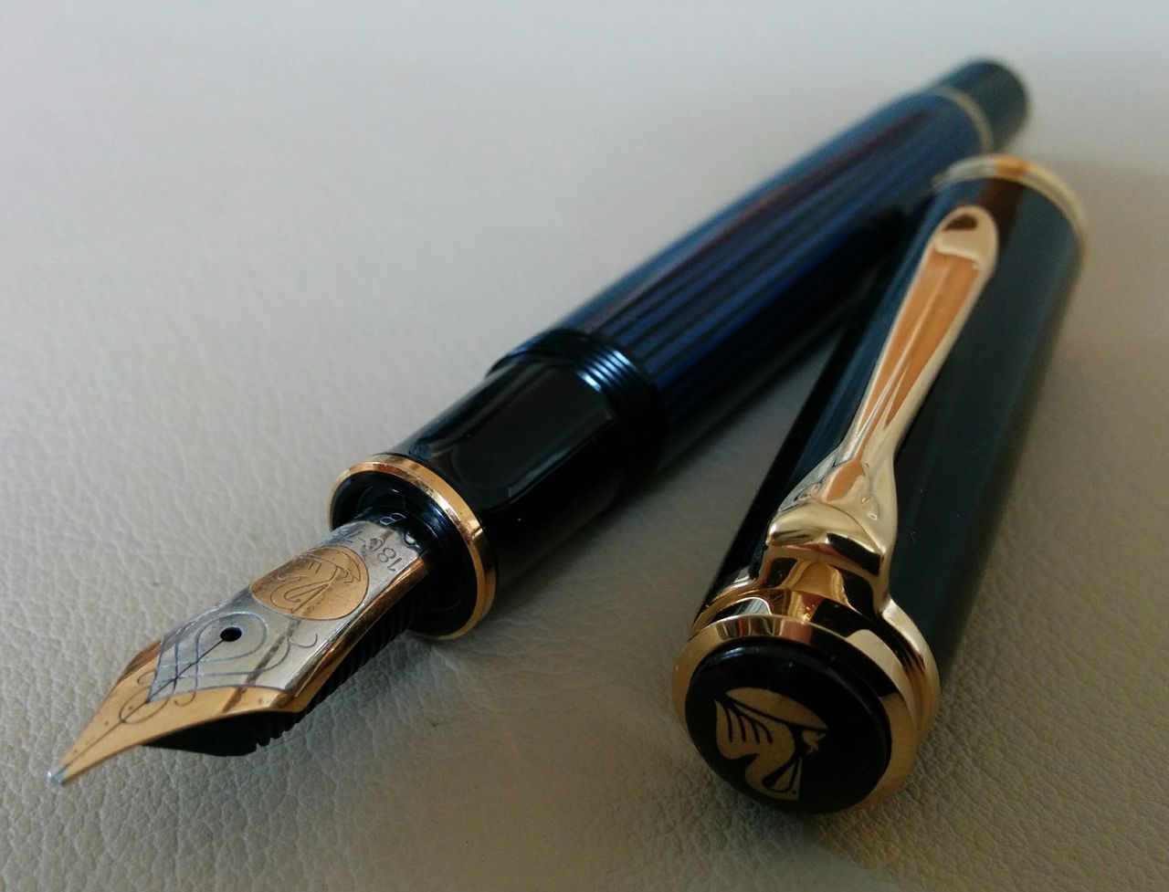 Pelikan M800 万年筆 中字 PF刻印 Pelikan M800 18C EN刻印&通称イタリア刻印 の魔力 : スティロ