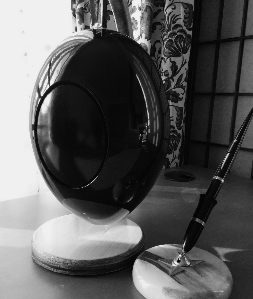 レア　Furutech スピーカー 卵型デザイン レア Furutech スピーカー 卵型デザイン レア Furutech