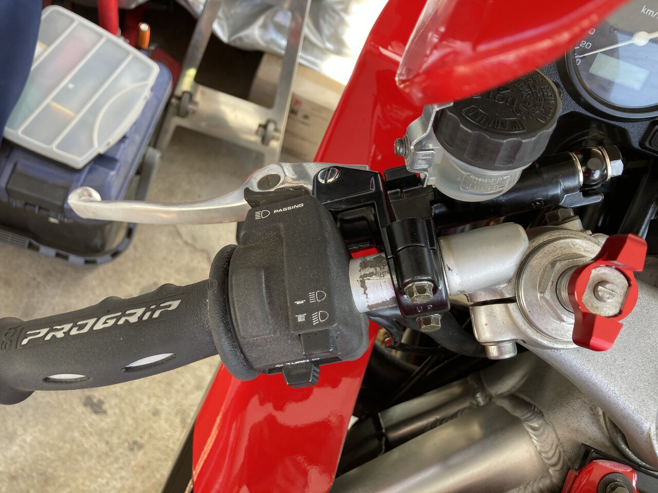 VTR1000F クラッチ軽量化、ウィンカーの修理 : カメラと写真が大好きな