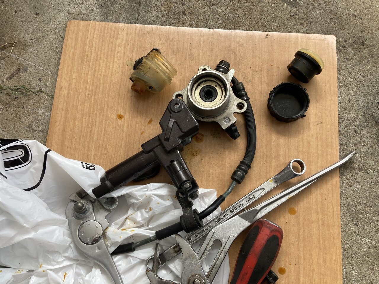 VTR1000F クラッチ軽量化、ウィンカーの修理 : カメラと写真が大好きな