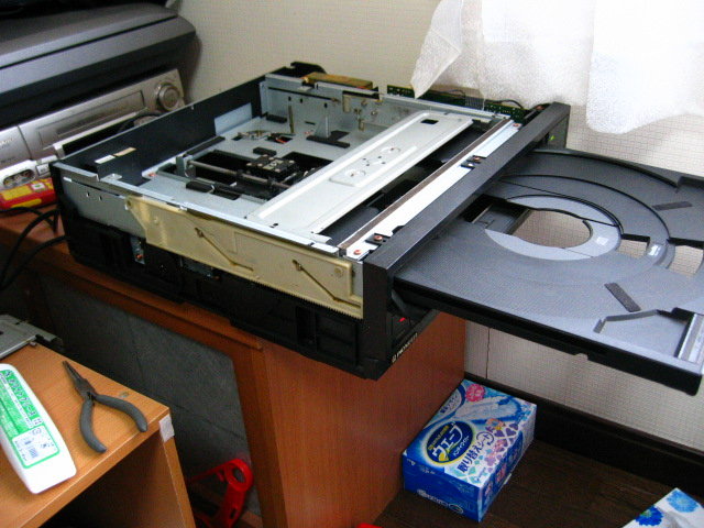 今日はLD（レーザーディスク CLD-7）の修理。 : カメラと写真が