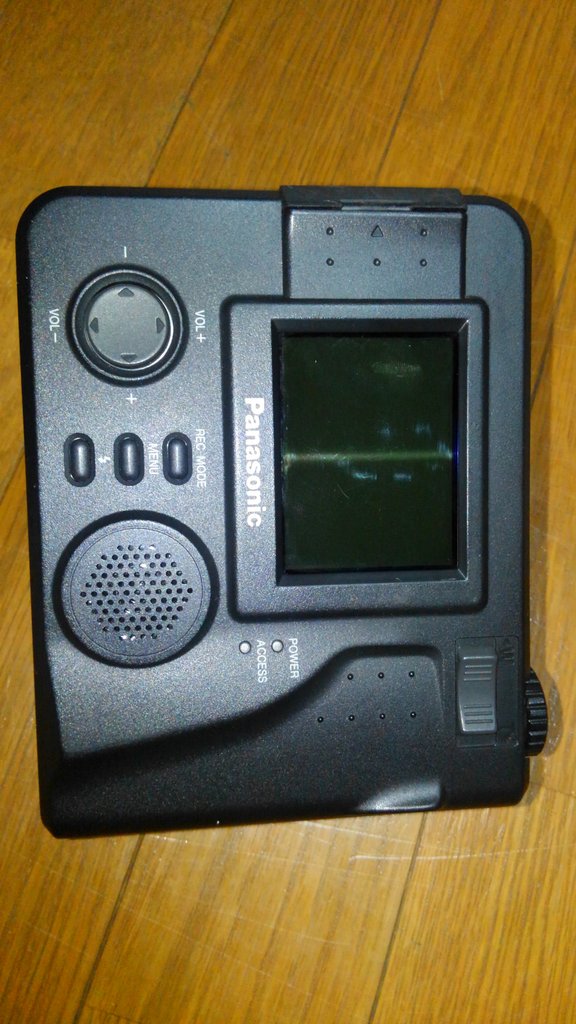 今となっては珍しいSuperDisk採用のデジカメ LK-RQ132S : カメラと写真