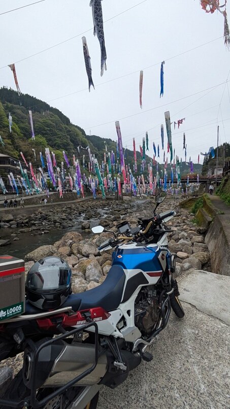 PXL_20250420_012659362