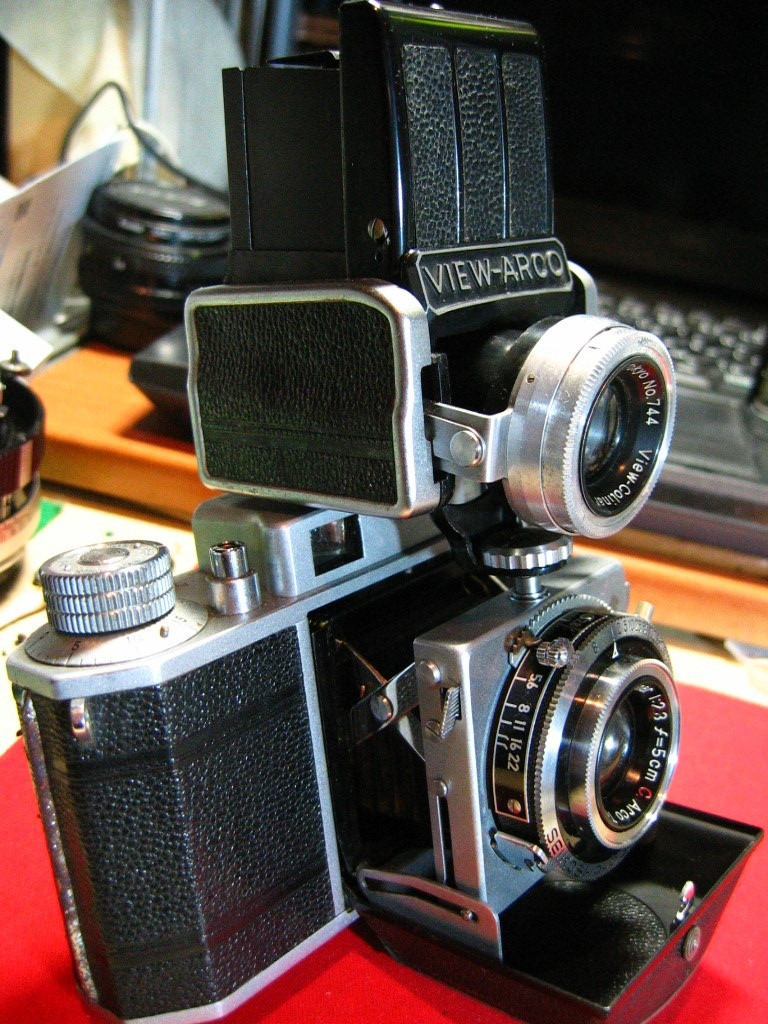 さて、これは何でしょう？ 正解は・・・アルコ35用のファインダー