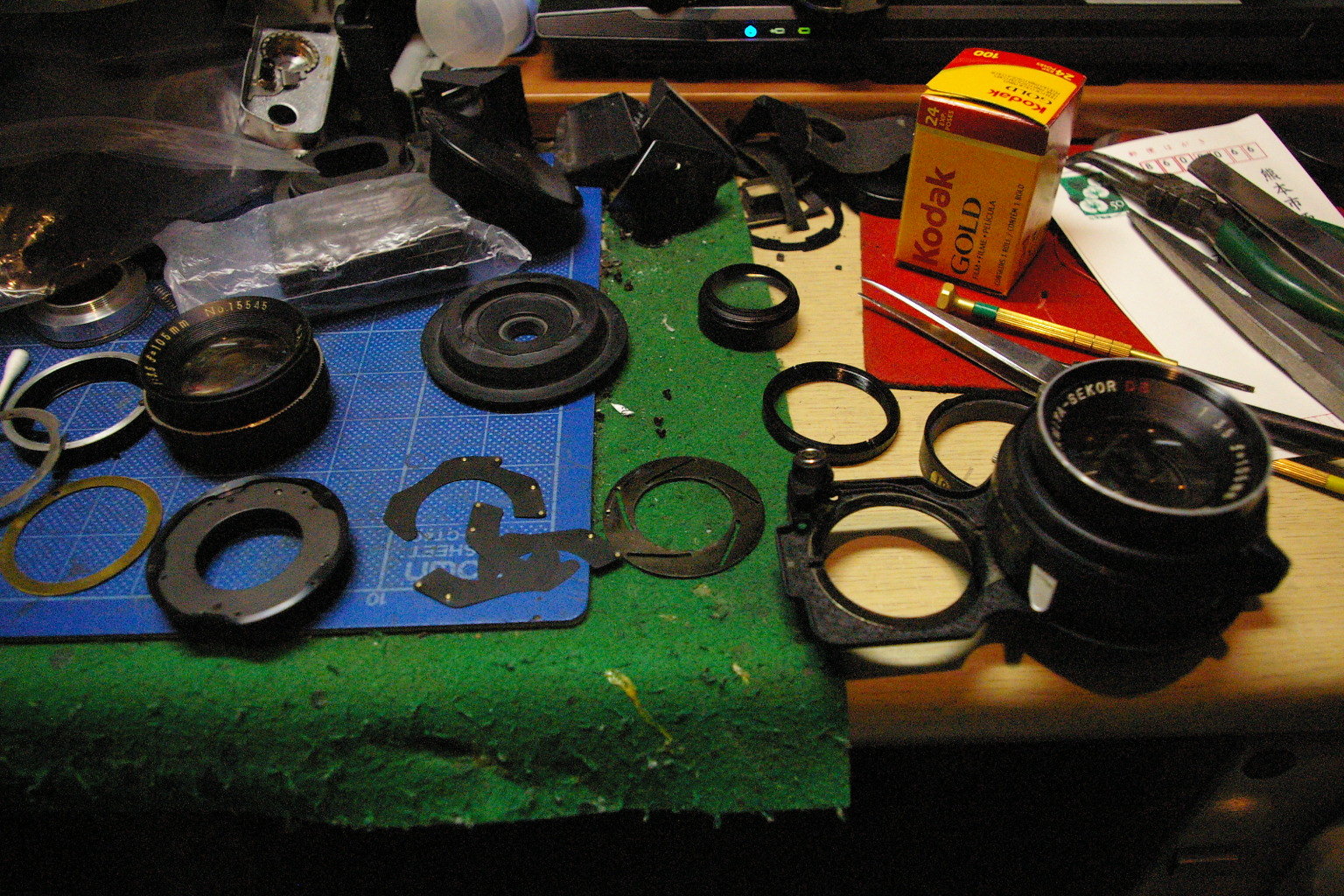 Mamiya SEKOR 105mm 二眼レフカメラ レンズ　本革ケース オールドレンズ修理】マミヤ MAMIYA SEKOR 105mm F3.5 二眼レフ