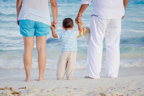 family-1111818_1920