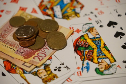 money-4665367_1920