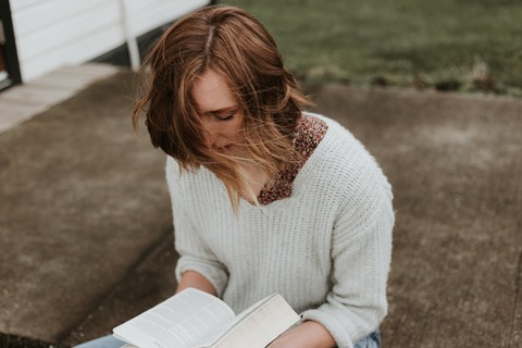 priscilla-du-preez-YFC9Aky2rUg-unsplash