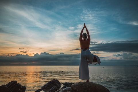 yoga-5281457_1920