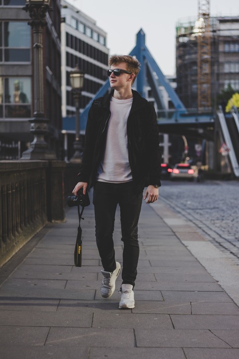 toby-christopher-P-CeaGknSJA-unsplash