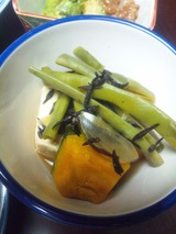 かぼちゃ、インゲン、豆腐の煮物