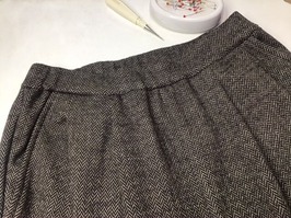 オリーブパンツ
