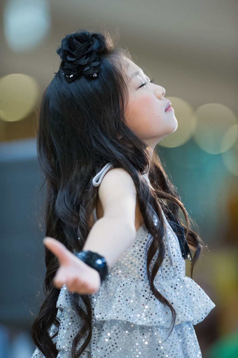 ふち ぐち あやね