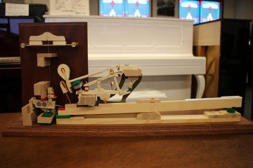 グランドピアノアクションモデル(実物大模型)