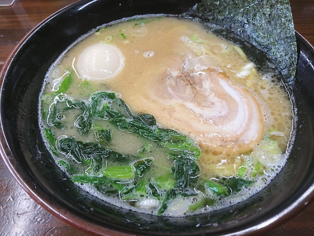 麺王の豚骨醤油ラーメンと餃子で生ビールを飲む 富山で飲み食い おぼえ書きブログ