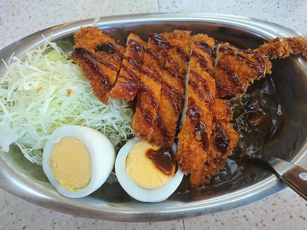 ゴーゴーカレーはチキンカツとゆで玉子をトッピングして食べる 富山で飲み食い おぼえ書きブログ